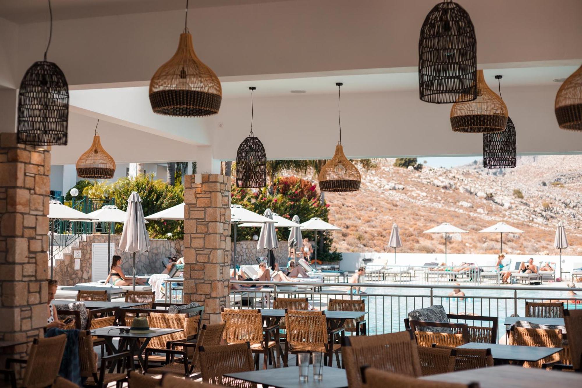 Lambis & Hotel apartamentowy