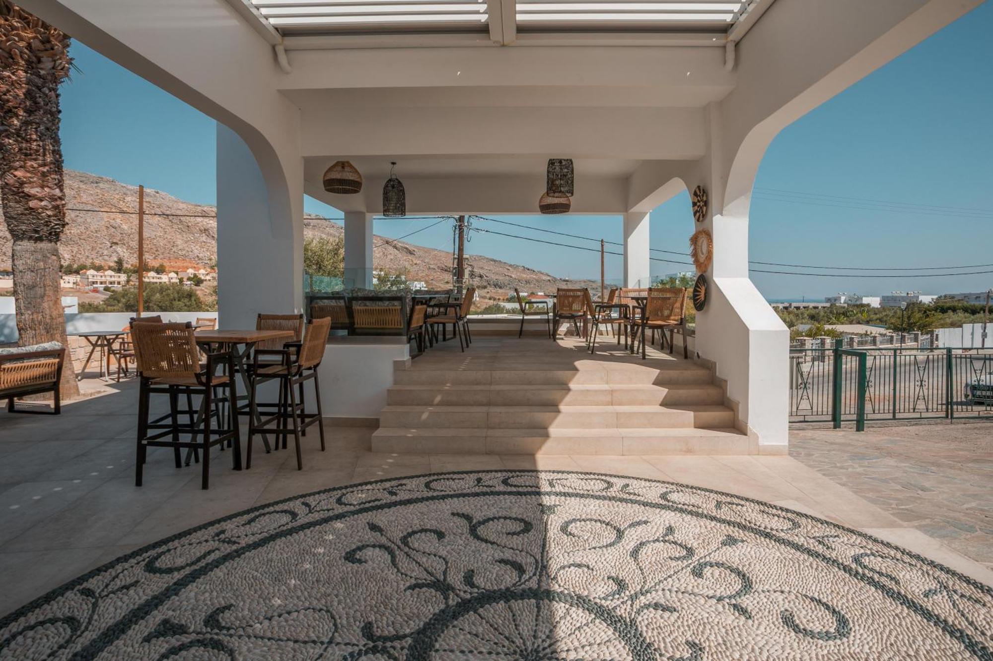 Lambis & Hotel apartamentowy