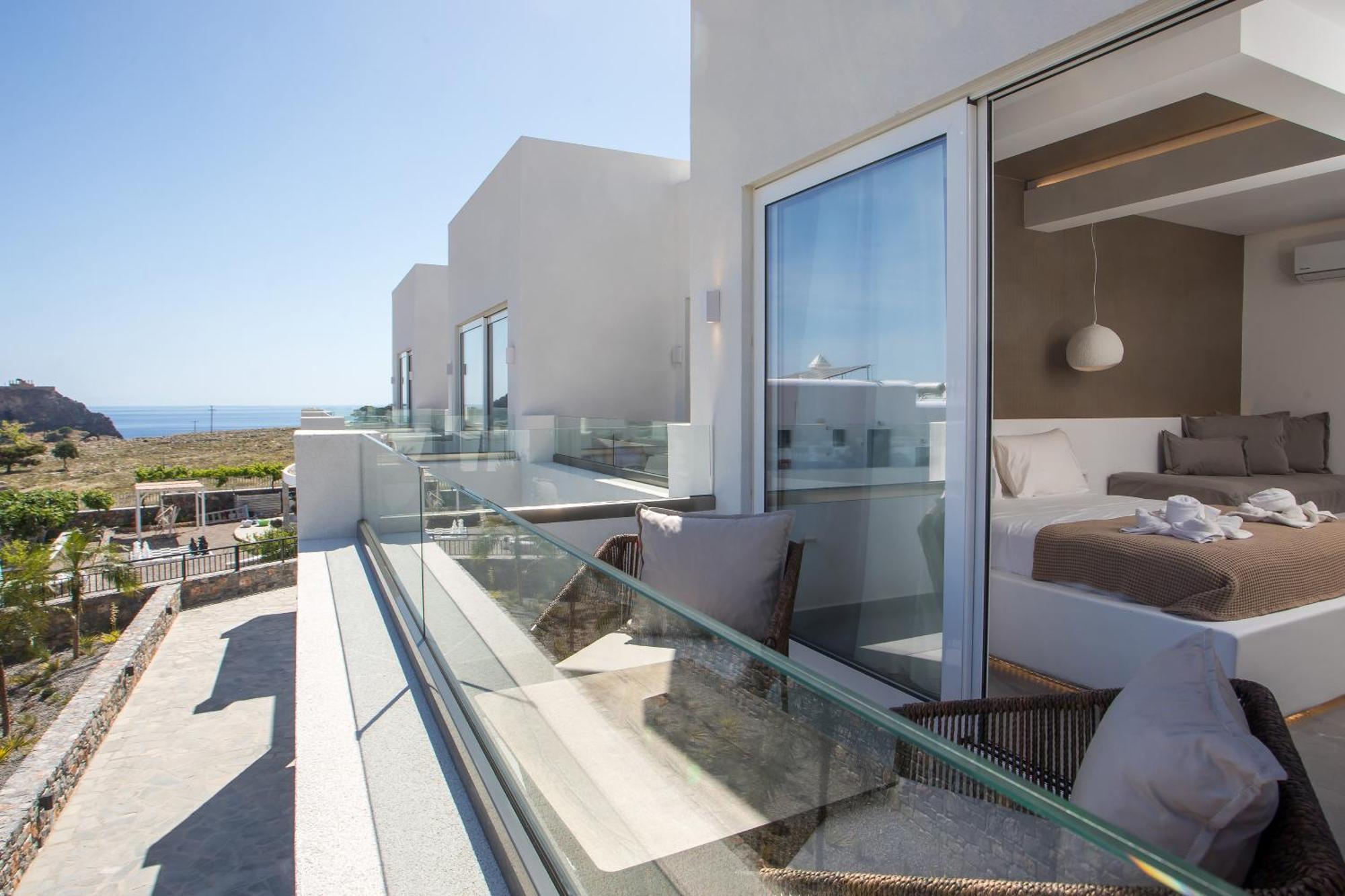 Lambis & 3* Lindos (Rhodes)