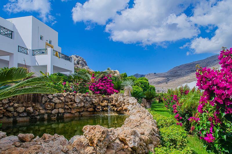 Lambis & Aparthotel 3*