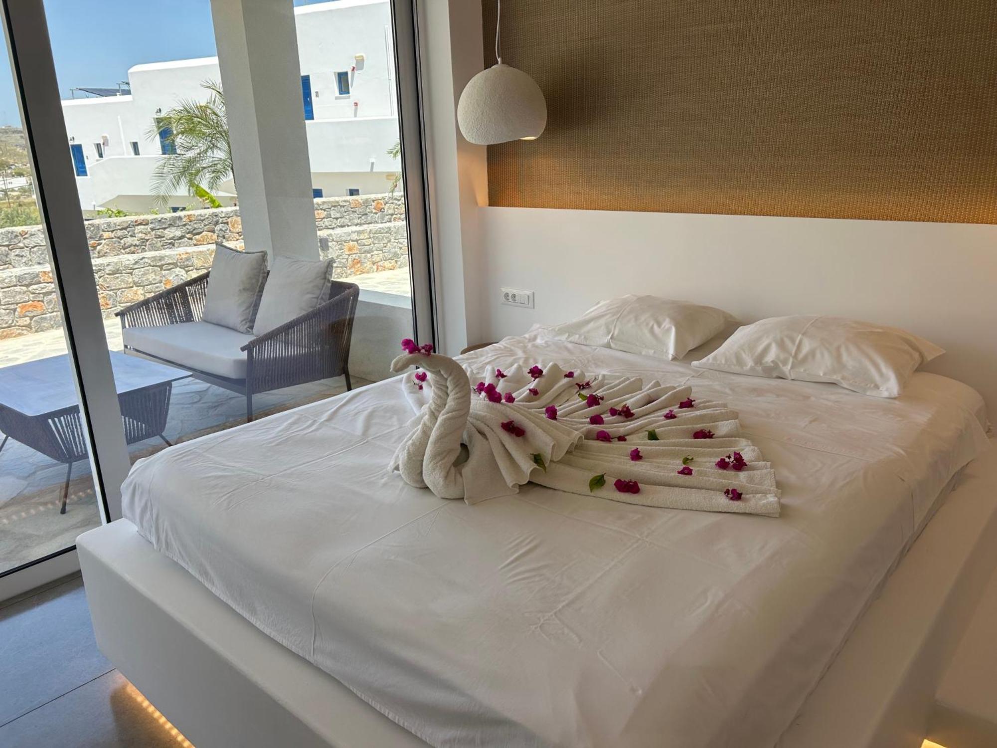 Lambis & Aparthotel