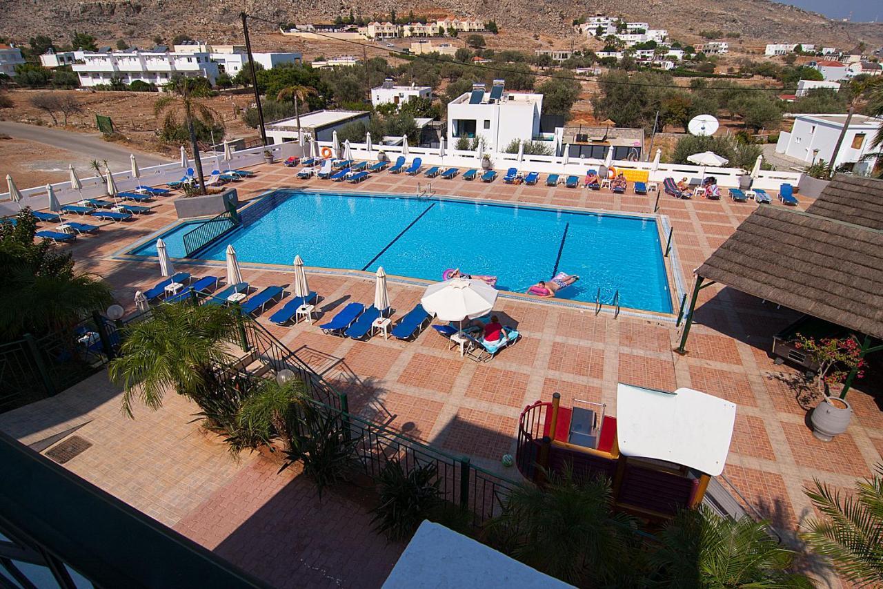 Lambis & Aparthotel Líndos