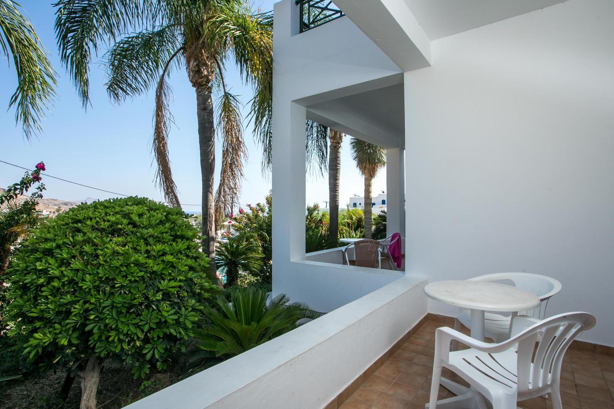 Aparthotel Lambis & Lindos (Rhodes)