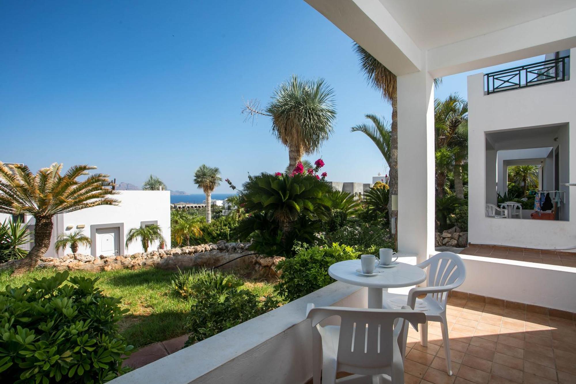 Aparthotel Lambis & Lindos (Rhodes)