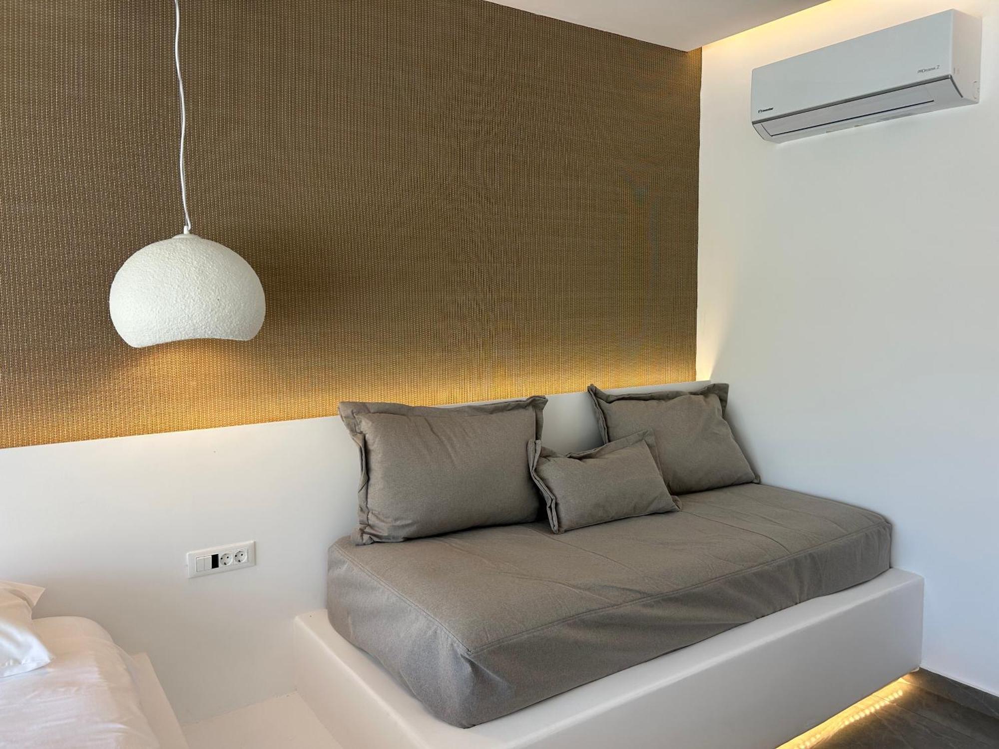 Lambis & Aparthotel 3*